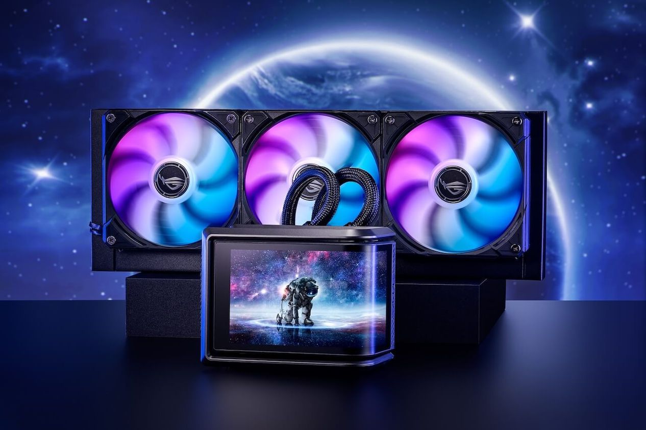 ROG Ryuo IV SLC 360 ARGB，配備超吸睛的6.67吋2K AMOLED曲面螢幕，並支援裸視3D影像播放，以突破虛擬與現實界線，帶來沉浸感十足的視覺震撼。